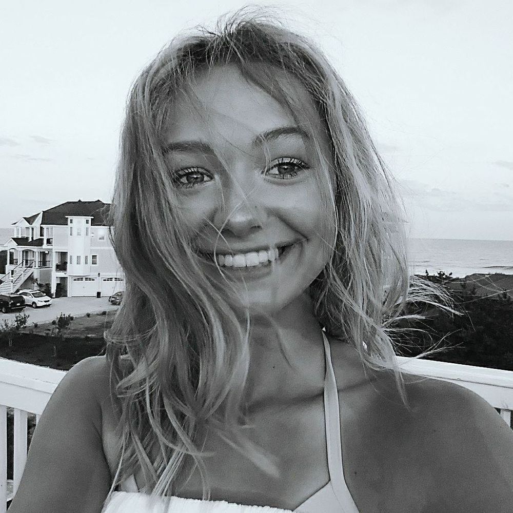 Meet your Posher, Mikayla